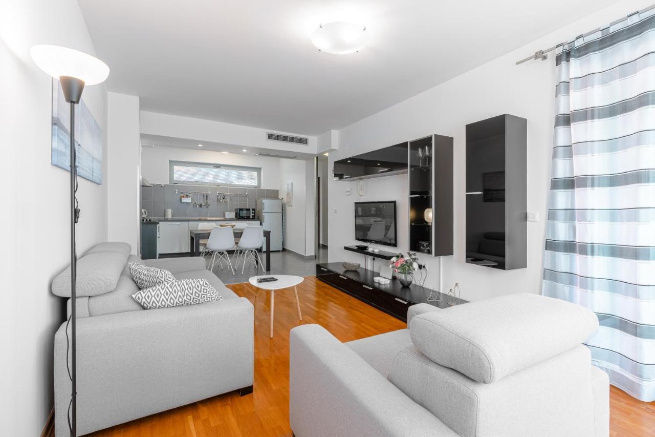 Appartement App 2 à Novigrad Istria Extérieur photo