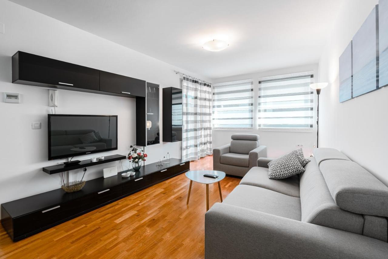 Appartement App 2 à Novigrad Istria Extérieur photo