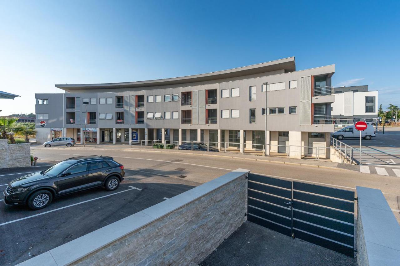 Appartement App 2 à Novigrad Istria Extérieur photo